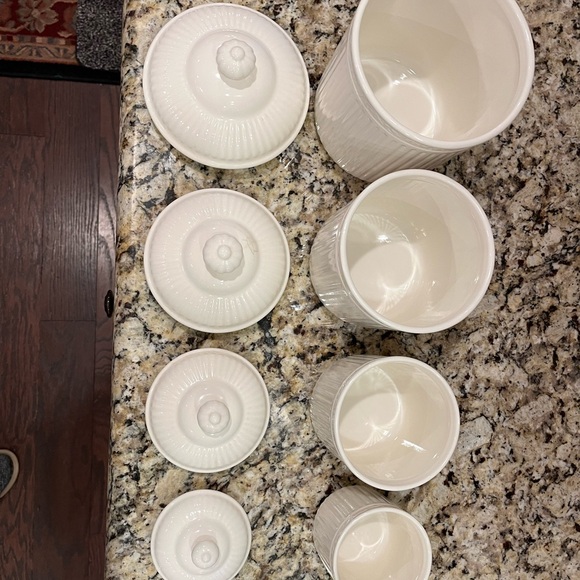 Mikasa Italian Countryside canister set - Picture 2 of 4